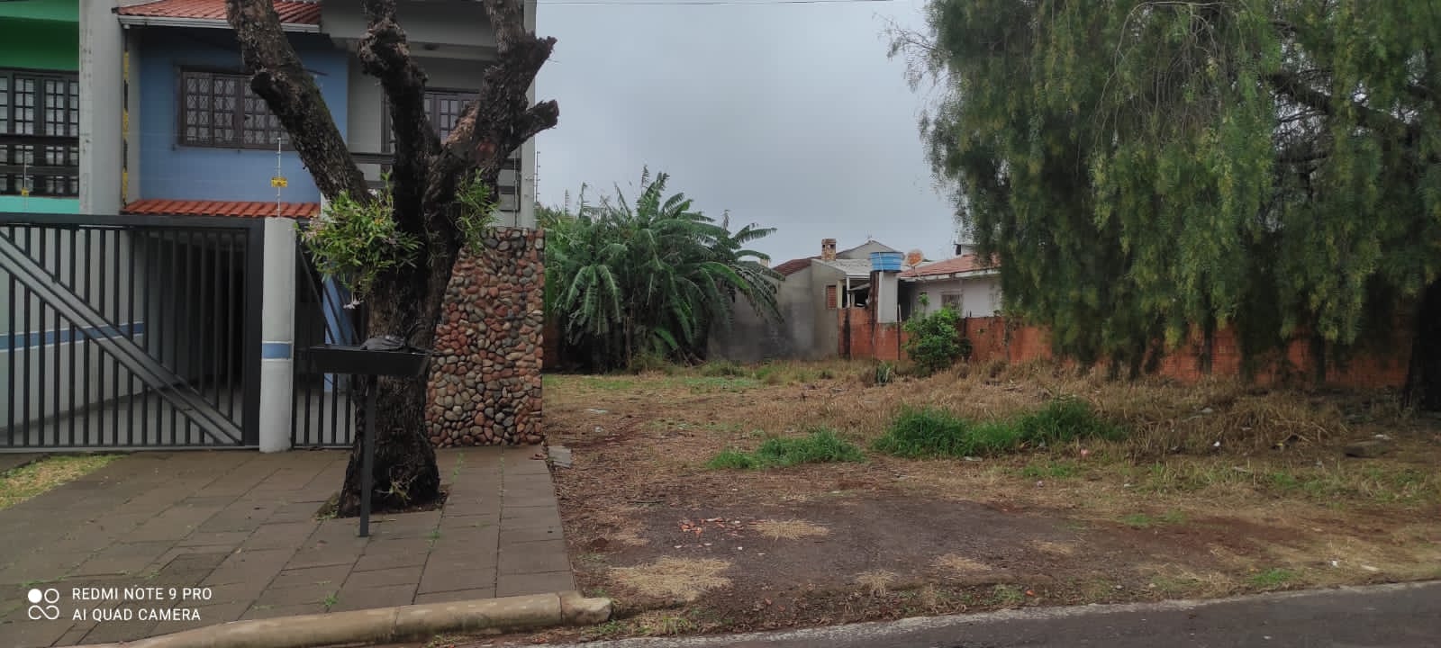 Terreno 12x30,50  366m  Região da Fag — Rua Barrawanas 1592 Região da fag
